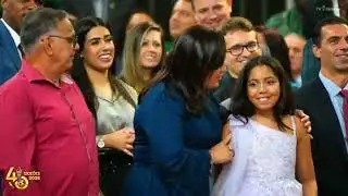 GIDE&Otilde;ES 2025...Pastor Junior Trov&atilde;o homenageia o pastor Marcos Feliciano ao p&uacute;blico.