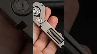 Sleek and Versatile: EDC Titanium Alloy Crowbar Tools for Camping and Outdoor Gear