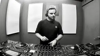 Acid Fran ✖️ Studio 97 Music Lab | From Techno to Hard Techno | Studio Session
