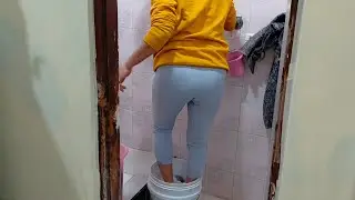💥 Washing inside the bucket 🤣 || CBeni's Vlog 