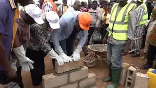 Visite de chantiers et pose de la 1ere pierre de la salle polyvalente de Fada N'Gourma