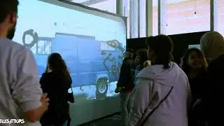 Le Light Graff' : l'installation de graffiti num&eacute;rique interactif