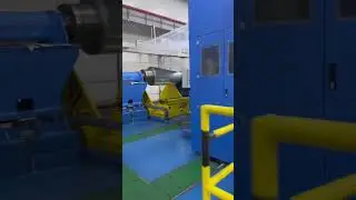 The 2300mm aluminum foil separator is in high-speed production