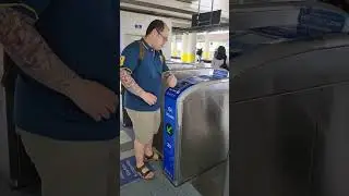 Apple Pay in the Philippines - using an Apple Watch to enter MRT-3 gate