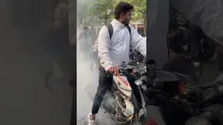 Bike burnout. MT15 Burnout. How to do burnout on MT-15. #short #youtube #viral #mt15 #trendingshorts