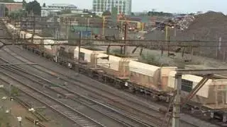 66091 through Willesden