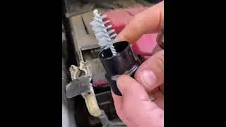 Battery Terminal Cleaning Brush...😯😯🔥🔥#shorts