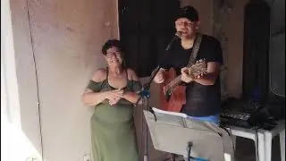 Bisa  Ana com o neto Rodrigo Motta m&uacute;sica Loirinha 