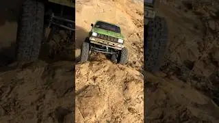 Slime(face)Time#gnrcc #crawlfiends #rc4wd #trealhobby #elementrc #hobbywingfusion #jcconcepts #crawl