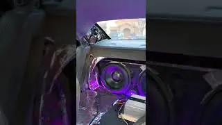 Loud trunk build taramps bass 8k on two 15s