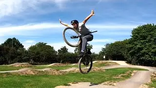 HOW TO TUCK NO HANDER!!!!