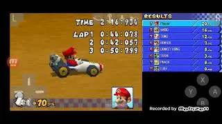 Jugando al Mario kart ds