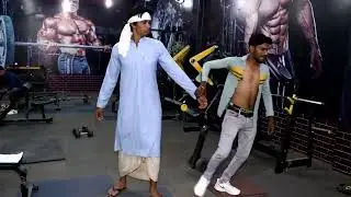#baba ne ki gym mein masti 😆Gym comedy😍 desi gym work out💪🏋🚴💪patle logo ka gym🤩 Aashiqo ka gym krna😆
