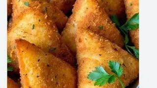 Instant crispy potato triangles | easy and aesthetic| zaiqa with talat waseem 