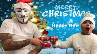 First to laugh loses| bad Christmas cracker jokes