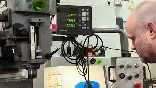 FULL MARK FM-18VS Vertical Milling Machine