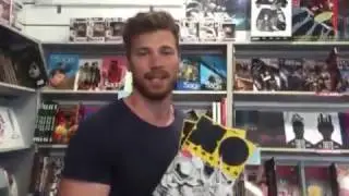 Derek Theler promotes Collector's Paradise EXCLUSIVE Editions of X-O Manowar #1 from Valiant Comics