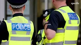 Man in his 20s stabbed to death in Ilford, east London | UK news today