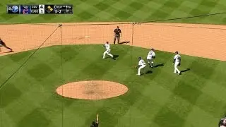 COL@CHC: Cubs turn unconventional double play