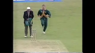 (COPYRIGHT EDITED) PAKISTAN v SOUTH AFRICA WORLD CUP SUPER SIX ODI #2 TRENT BRIDGE JUNE 5 1999