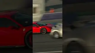 Ferrari acelerou demais e saiu da pista #velocidade #ferrari #carro #mclaren #youtubeshort
