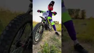 Сын с дочкой тестируют прототипы. #minimoto#kids#electric #motorcycle #design #bike #summer #family