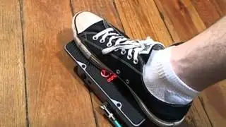 EHX Crying Tone Wah Pedal Demo