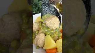 &bull; POLPETTE IN UMIDO con PATATE, PISELLI e CAROTE 🥔🫛🥕 | Morbidissime con il trucco segreto