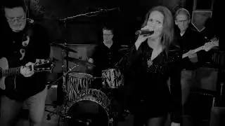 Kelly's Lot - LIVE Booking Video