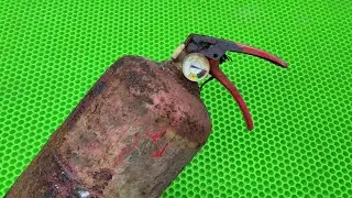 DO NOT throw away your old fire extinguisher!!! An amazing idea for every MASTER.