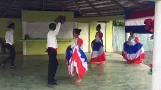 Baile típico de República Dominicana: El farolito.