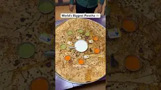 World&rsquo;s Biggest Paratha Making In #jaipur #youtubeshortsindia #ytshortsindia #indianstreetfood