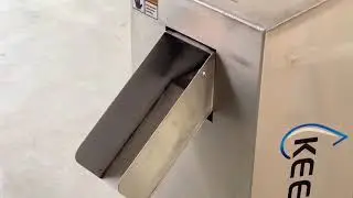 Dry ice pellets maker