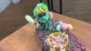 Inside the Troll Salon | Custom Troll Doll Art Show