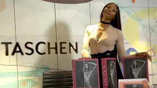 Naomi Campbell presents Naomi: the updated XL book edition