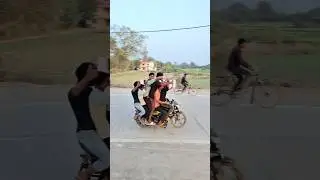 Chapariyo Ke Sath Aisa Hi Hota Hai 😂...