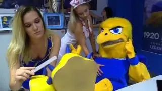 Elabika stroje reklamowe maskotki Adler Ruch Chorzów - Hot Blue Mannequin Challenge