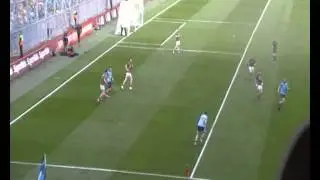 Alan Brogan scores a point for Dublin v Mayo - 2015