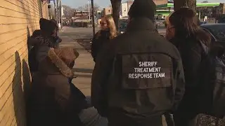 Sheriff&rsquo;s office clinicians training River North businesses on mental health, substance use
