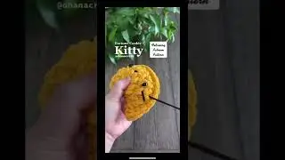 Making Fortune Cookie Kitty🥠 with me!  | amigurumi #shorts