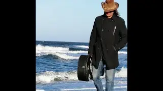 The O - Der tiefere Sinn / Durch Sturm bekommen die B&auml;ume tiefere Wurzeln.