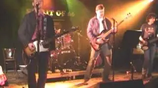 Ode to Finbarr Saunders - Nicotin's (Spirit 20/12/2007)