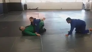 Bottom Closed Guard 04C - Pizza Sweep vs. Sprawl