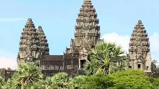 Amazing Angkor Wat in Green Season !