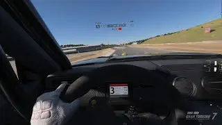 Gran Turismo 7 VR2 corridas diárias vitória
