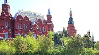 Why Palm Trees Near Moscow Kremlin? One Summer Day in Moscow 2025