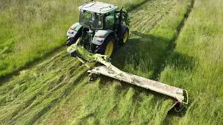 Fauchage pour l'enrubannage des génisses 🐄