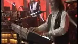Jimmy:Egy jó asszony mindent megbocsájt.