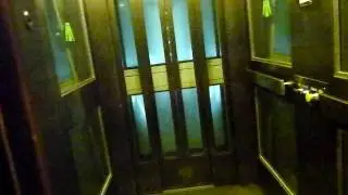 1994 OTIS hydraulic elevator @ Aarhus Central Station (Track 4 & 5)