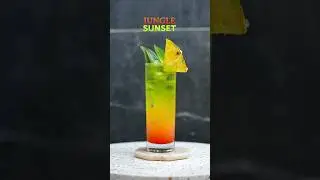 Jungle Sunset 🌅🌴 #cocktail #bar #tropicalcocktails #bartender